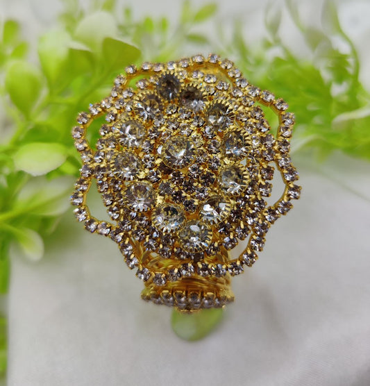 Imported Exquisite Adjustable Imported Crystal Embellished Bracelet Random Color