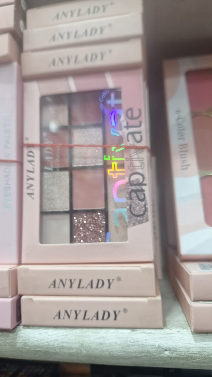 ANYLADY Captivate Professional Makeup Palette - 9-Shade