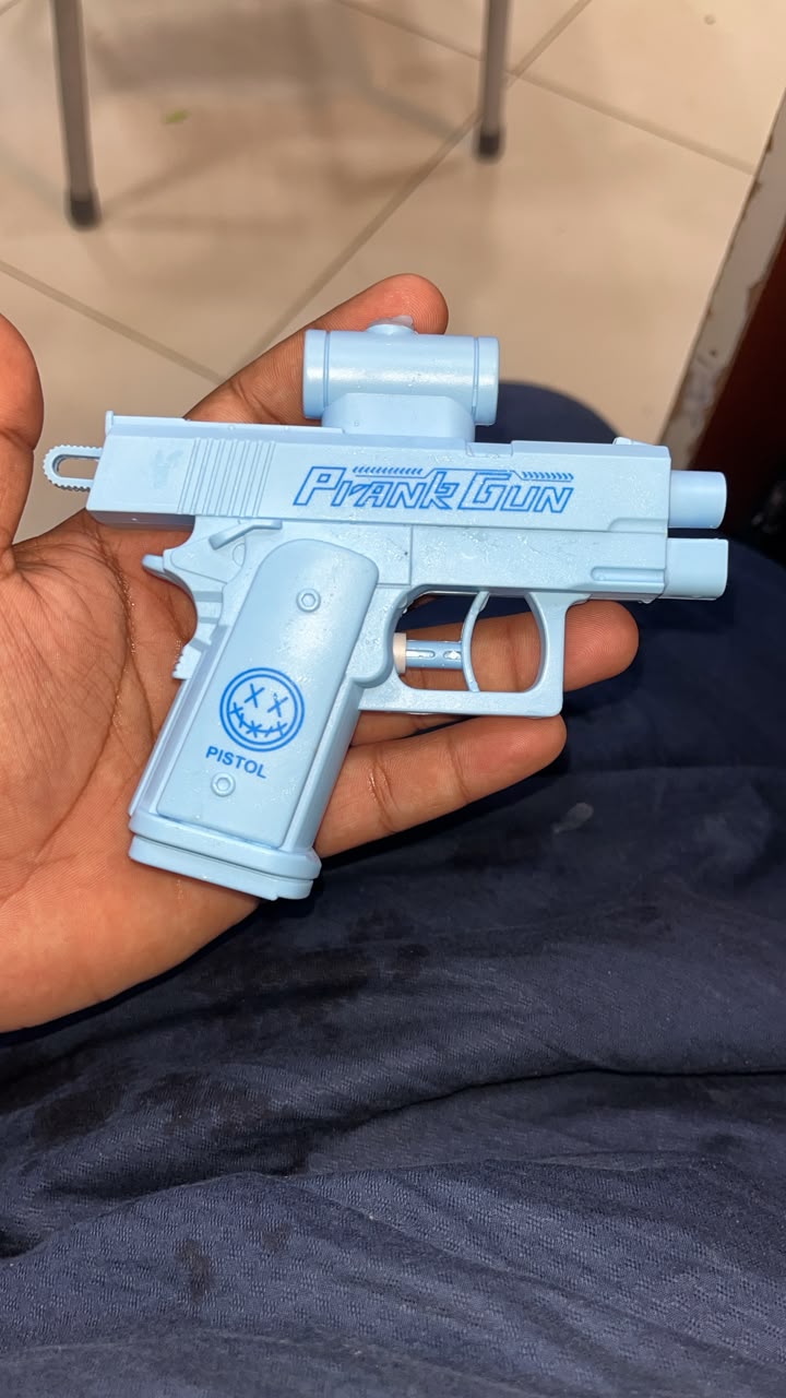 Funny Double-Sided Reverse Water Gun – Mini Tactical Prank Sprayer Toy for Kids & Adults | Summer Pool & Beach Water Fight Blaster (Random Color)
